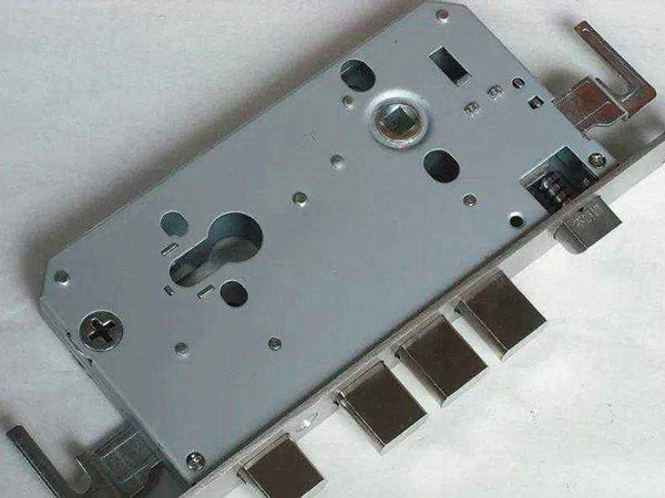 哈密24小时上门开锁公司